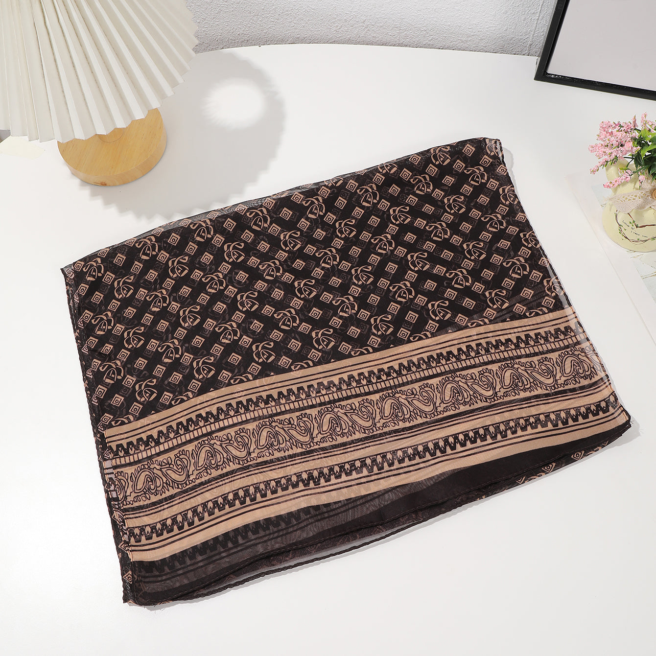French Vintage Business Casual Decorative Shawl, Coffee Brown Geometric Walnut 150-thread Scarf